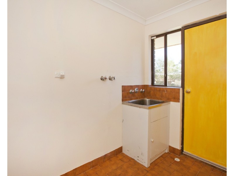 1/69 Agincourt Drive, Forrestfield WA 6058