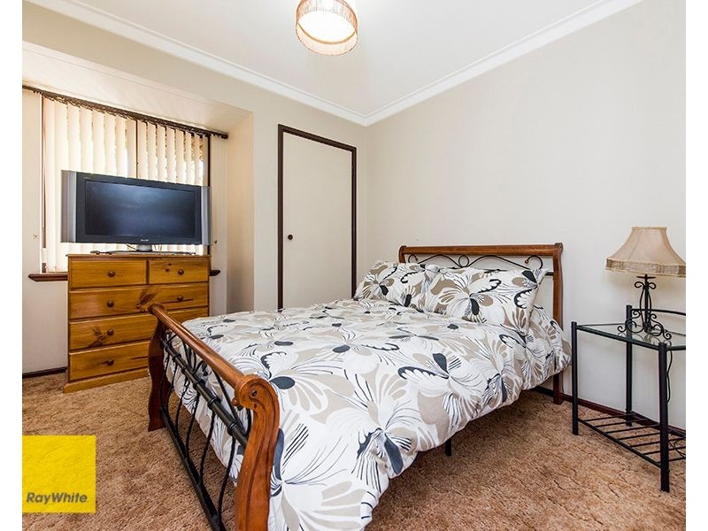 11 Kalmia Way, Forrestfield WA 6058