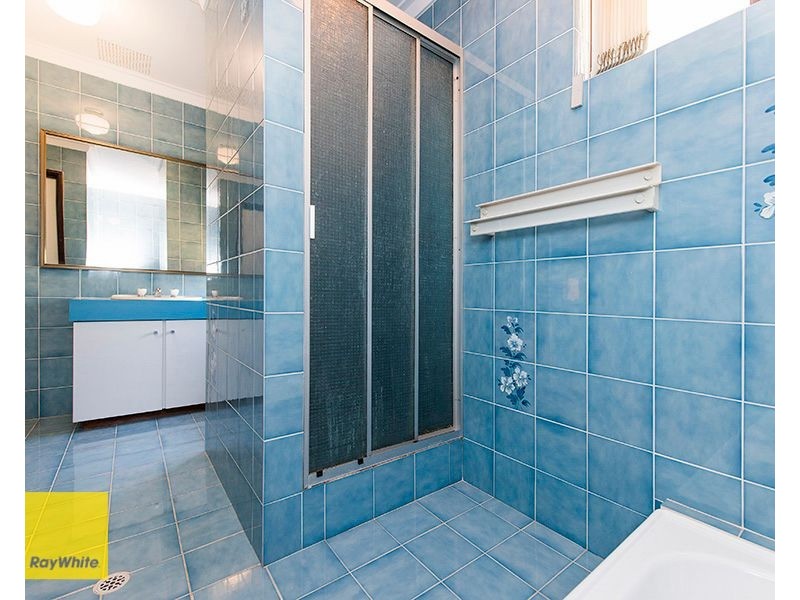 11 Kalmia Way, Forrestfield WA 6058