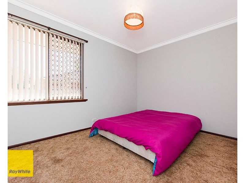 11 Kalmia Way, Forrestfield WA 6058