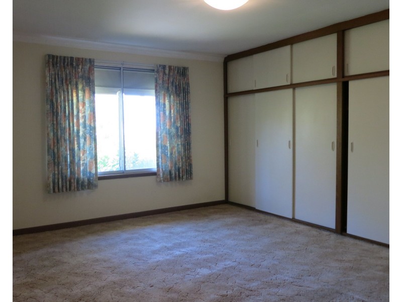 18 Gooseberry Hill Road, Gooseberry Hill WA 6076