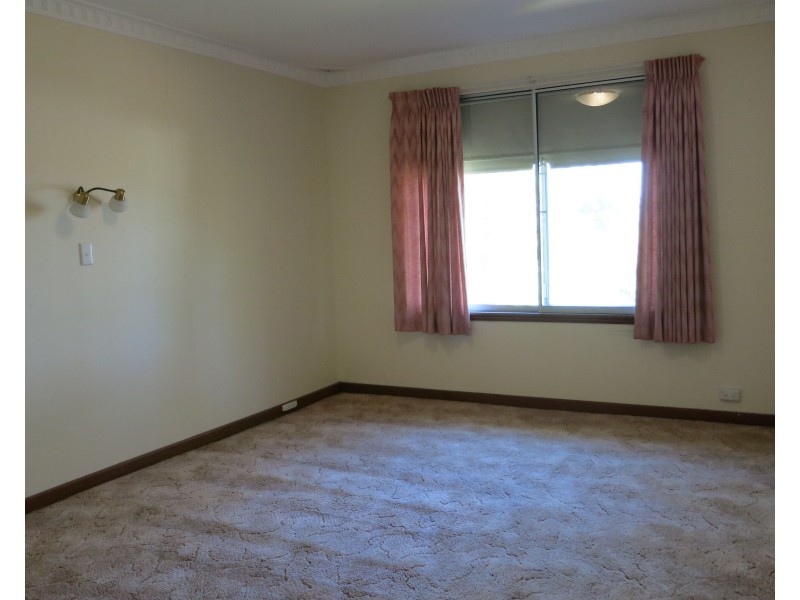 18 Gooseberry Hill Road, Gooseberry Hill WA 6076