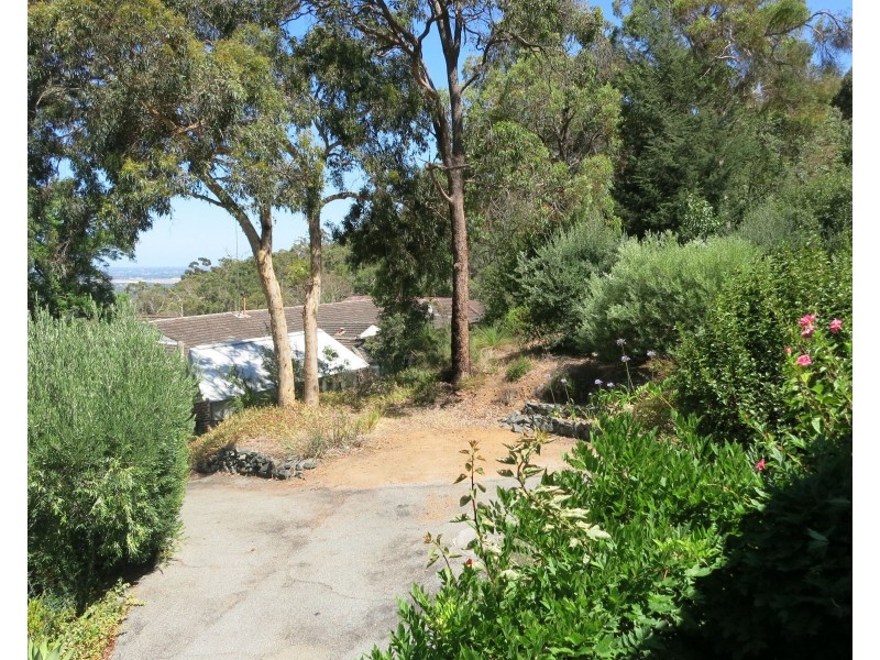 18 Gooseberry Hill Road, Gooseberry Hill WA 6076