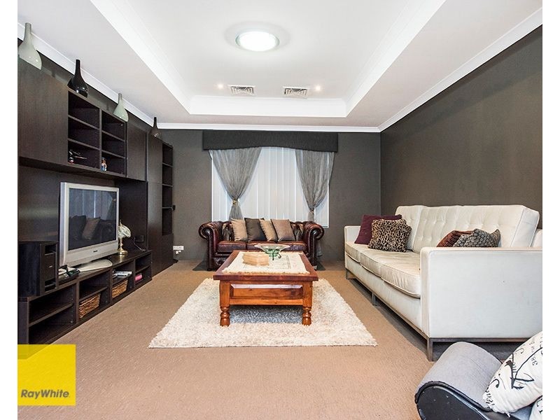 29 The Promenade, Wattle Grove WA 6107