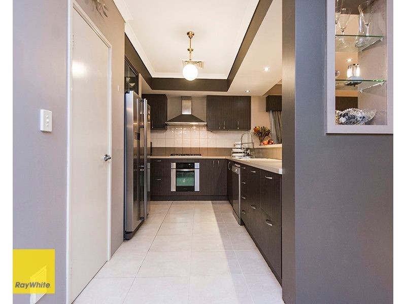 29 The Promenade, Wattle Grove WA 6107