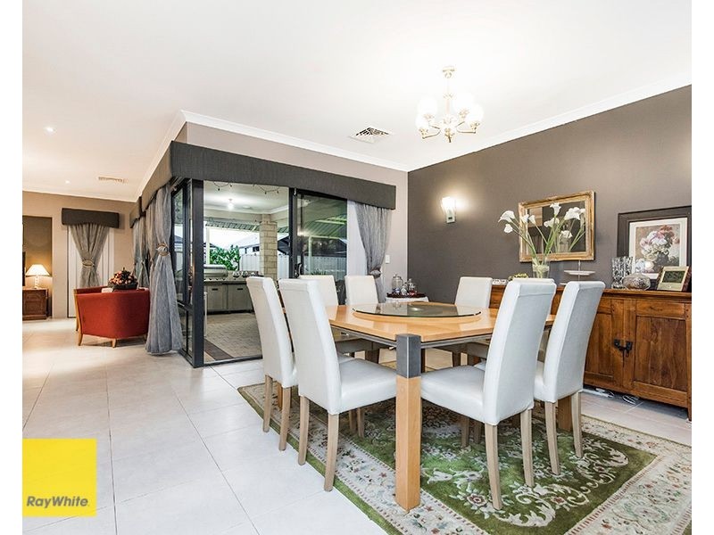 29 The Promenade, Wattle Grove WA 6107