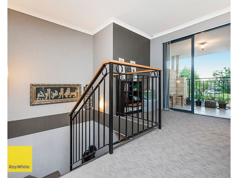 29 The Promenade, Wattle Grove WA 6107