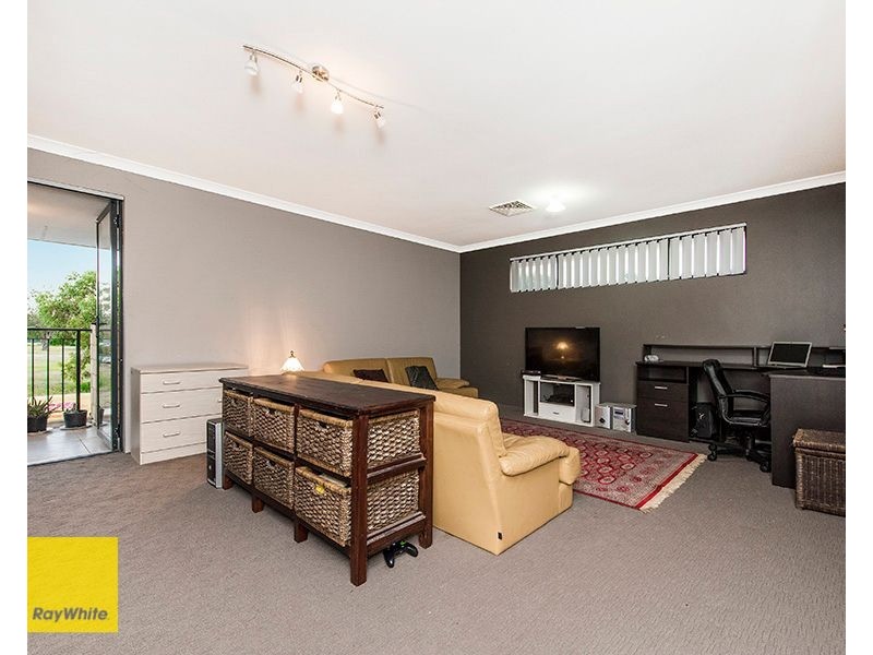 29 The Promenade, Wattle Grove WA 6107