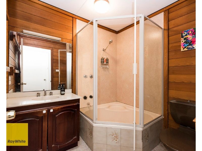 14 Recreation Road, Kalamunda WA 6076