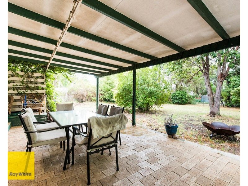 14 Recreation Road, Kalamunda WA 6076