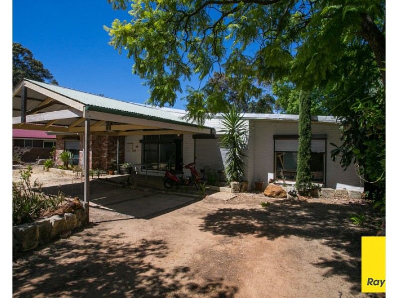 9 Grove Road, Walliston WA 6076