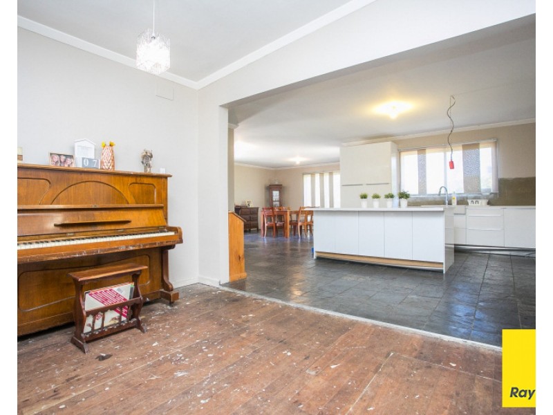 9 Grove Road, Walliston WA 6076