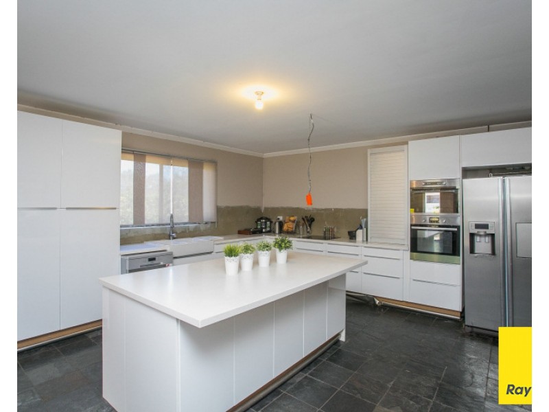 9 Grove Road, Walliston WA 6076