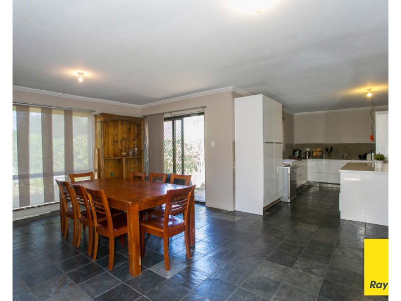 9 Grove Road, Walliston WA 6076