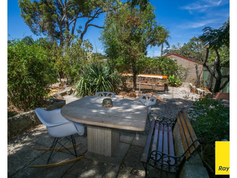 9 Grove Road, Walliston WA 6076