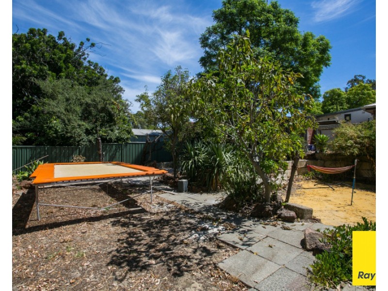 9 Grove Road, Walliston WA 6076