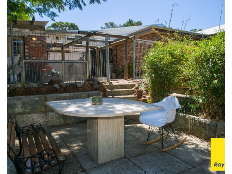 9 Grove Road, Walliston WA 6076