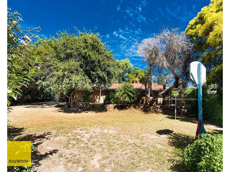 36 Glyde Road, Lesmurdie WA 6076