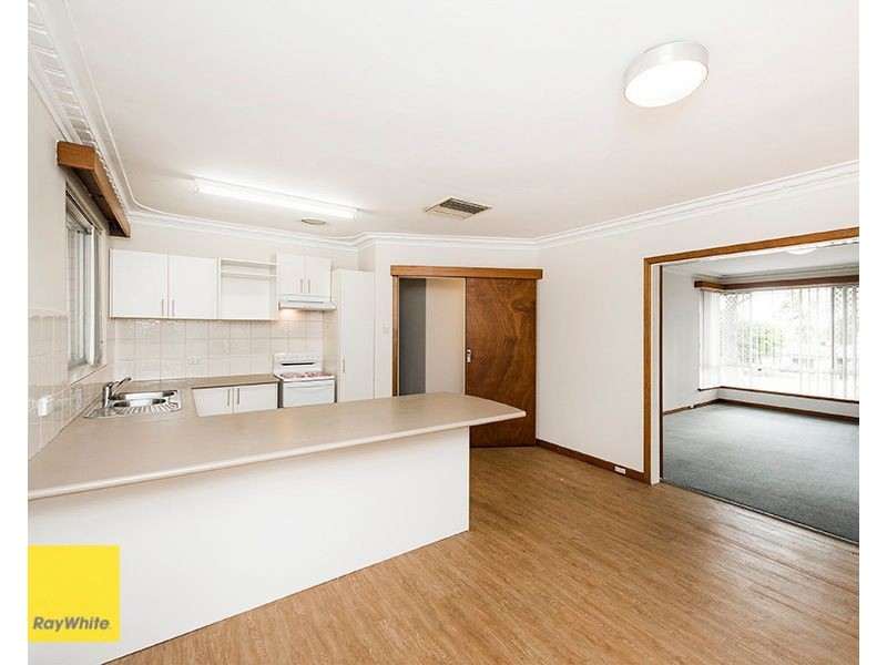 1 Gloucester Road, Kalamunda WA 6076