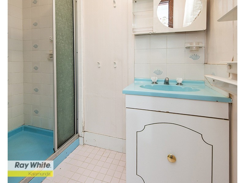 8 Jaraba Avenue, Gooseberry Hill WA 6076