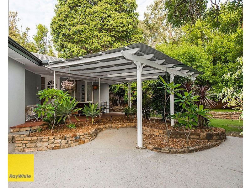 4 Zamia Road, Gooseberry Hill WA 6076