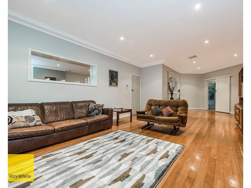 4 Zamia Road, Gooseberry Hill WA 6076