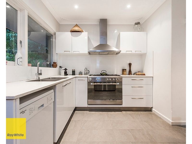 4 Zamia Road, Gooseberry Hill WA 6076