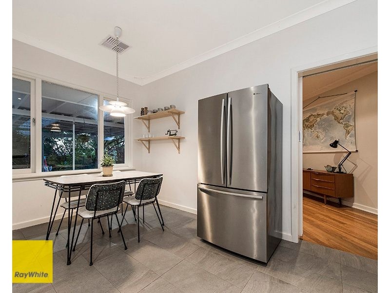 4 Zamia Road, Gooseberry Hill WA 6076