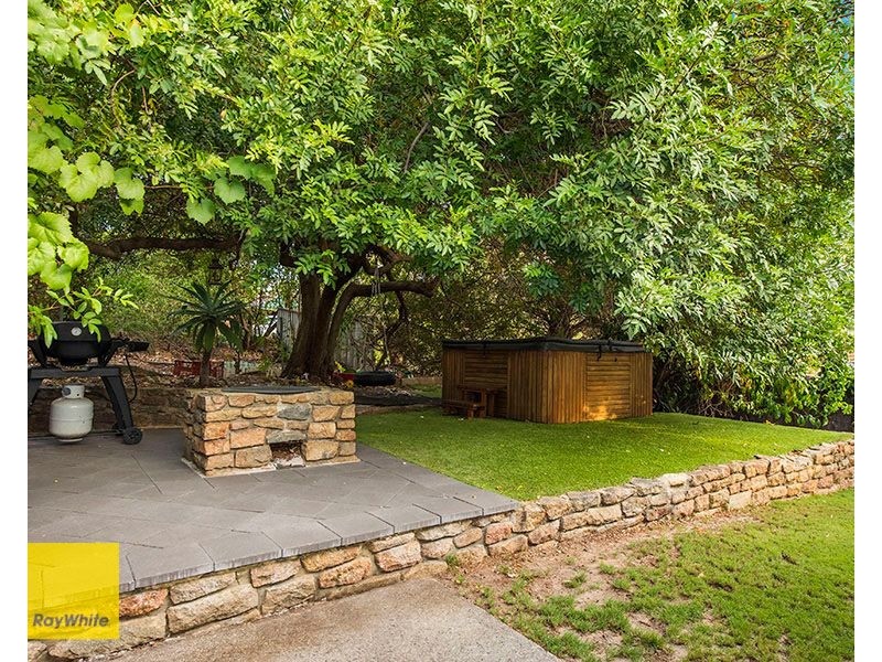 4 Zamia Road, Gooseberry Hill WA 6076