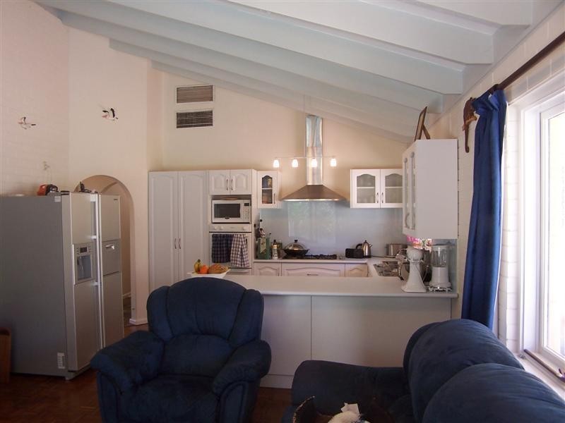 5 Standen Court, Kalamunda WA 6076