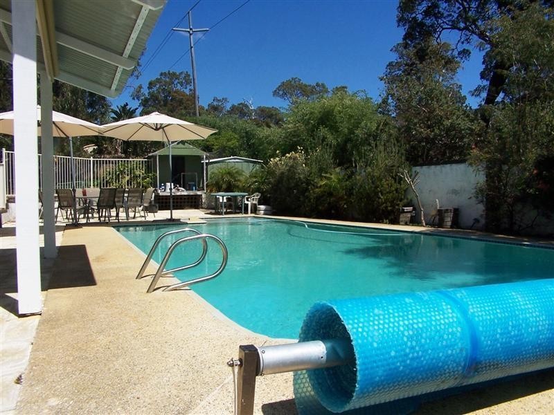 5 Standen Court, Kalamunda WA 6076