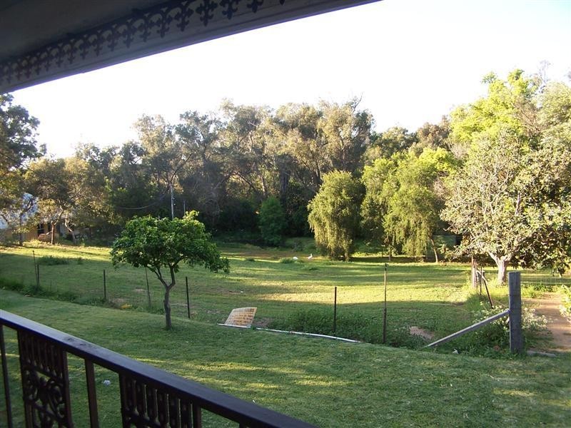 12 Taylor Road, Kalamunda WA 6076