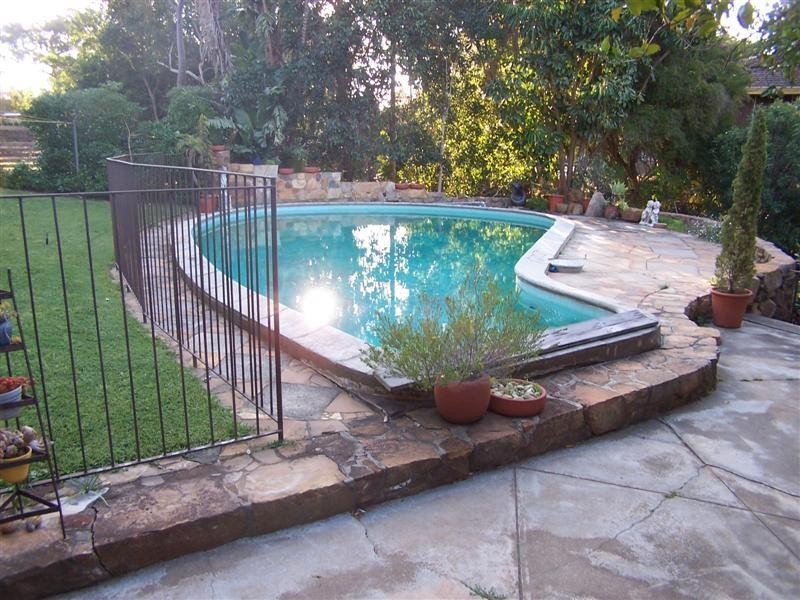 12 Taylor Road, Kalamunda WA 6076