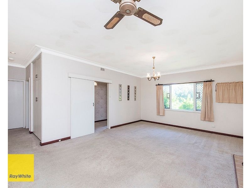 16 Newburn Road, High Wycombe WA 6057