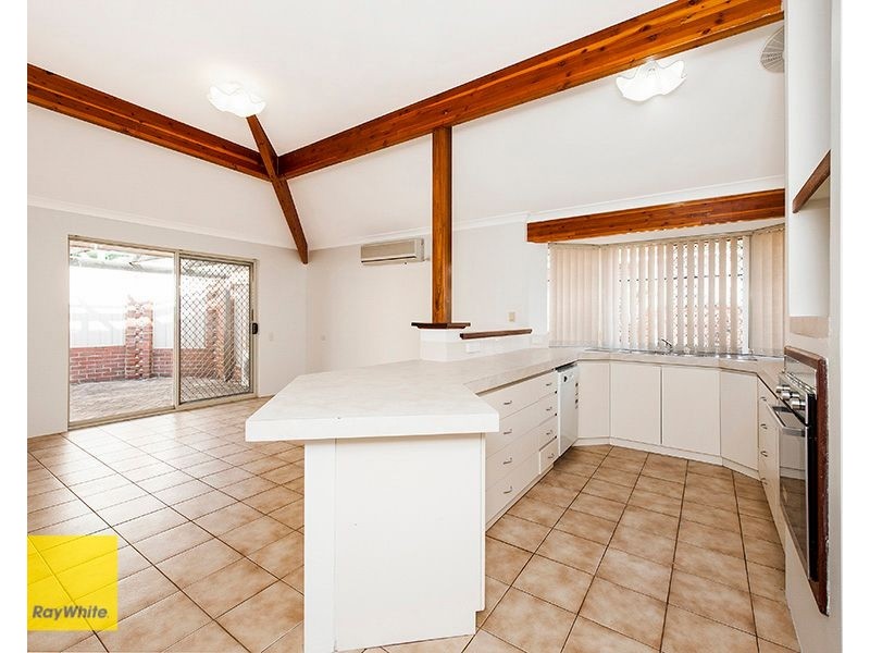 2/21 Central Road, Kalamunda WA 6076