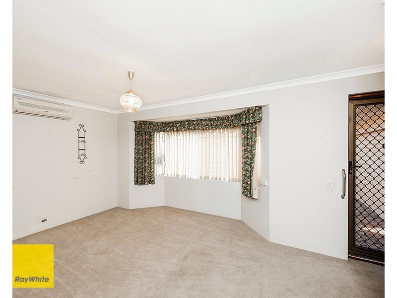 2/21 Central Road, Kalamunda WA 6076