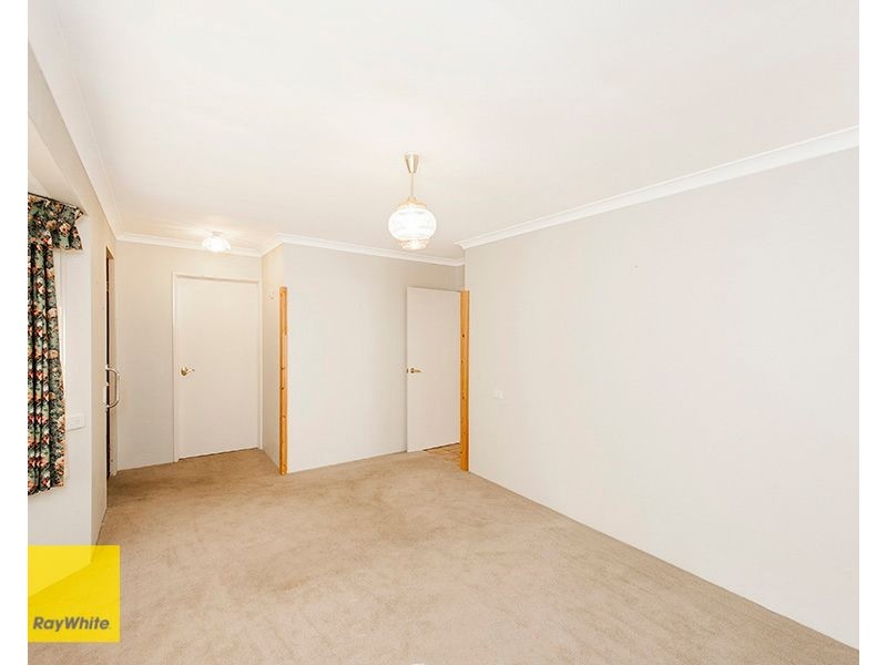 2/21 Central Road, Kalamunda WA 6076