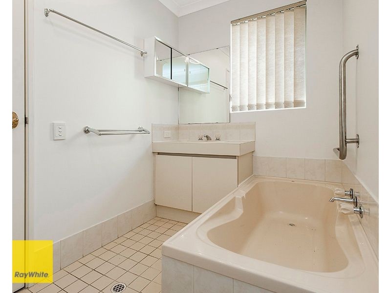 2/21 Central Road, Kalamunda WA 6076