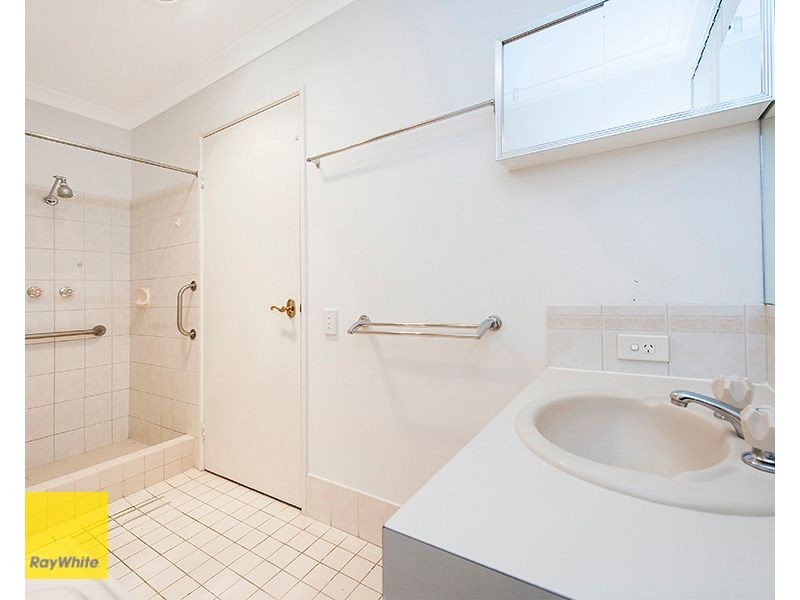 2/21 Central Road, Kalamunda WA 6076