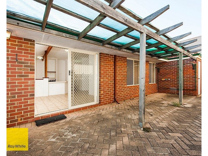 2/21 Central Road, Kalamunda WA 6076