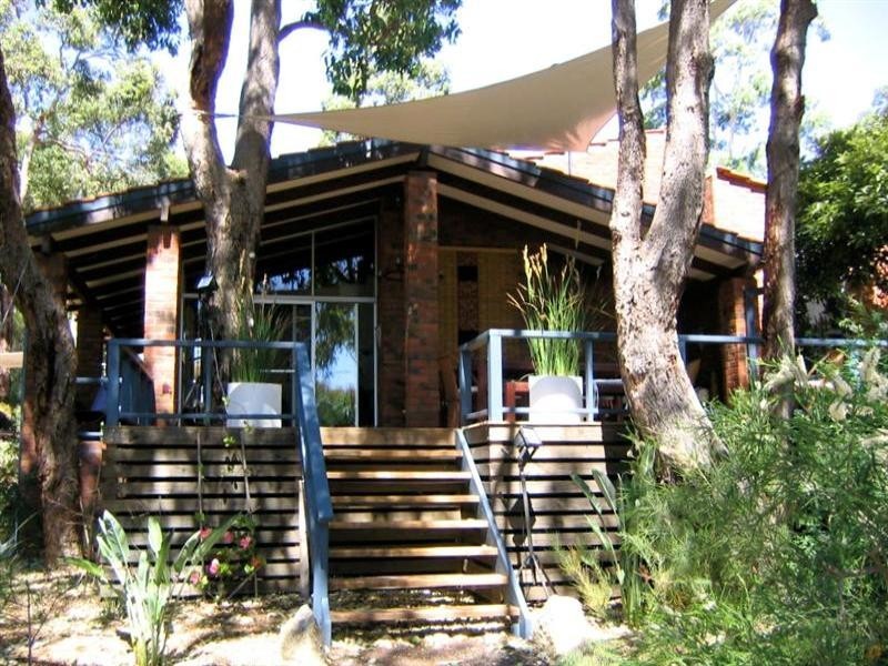 48 West Terrace, Kalamunda WA 6076