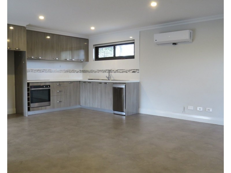 Unit 12 3-5 Kalamunda Road, Kalamunda WA 6076