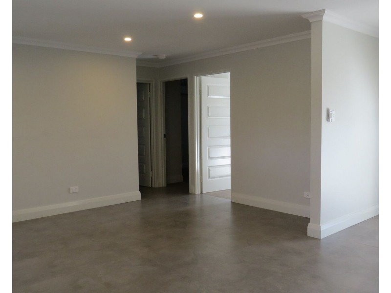 Unit 12 3-5 Kalamunda Road, Kalamunda WA 6076