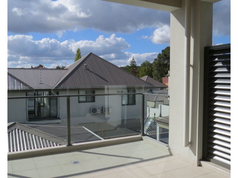 Unit 12 3-5 Kalamunda Road, Kalamunda WA 6076