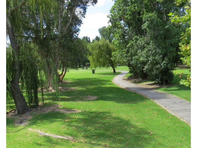 Unit 12 3-5 Kalamunda Road, Kalamunda WA 6076