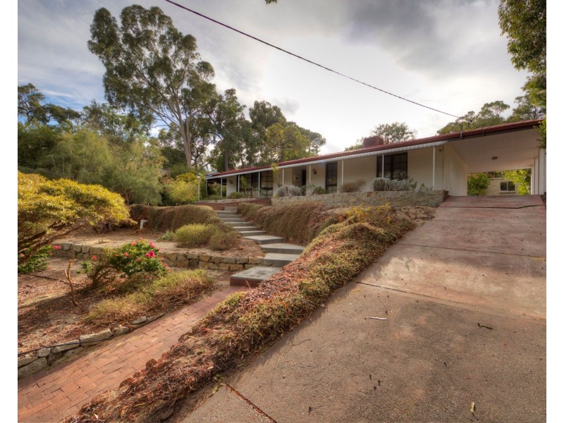 3 Azeeza Court, Darlington WA 6070