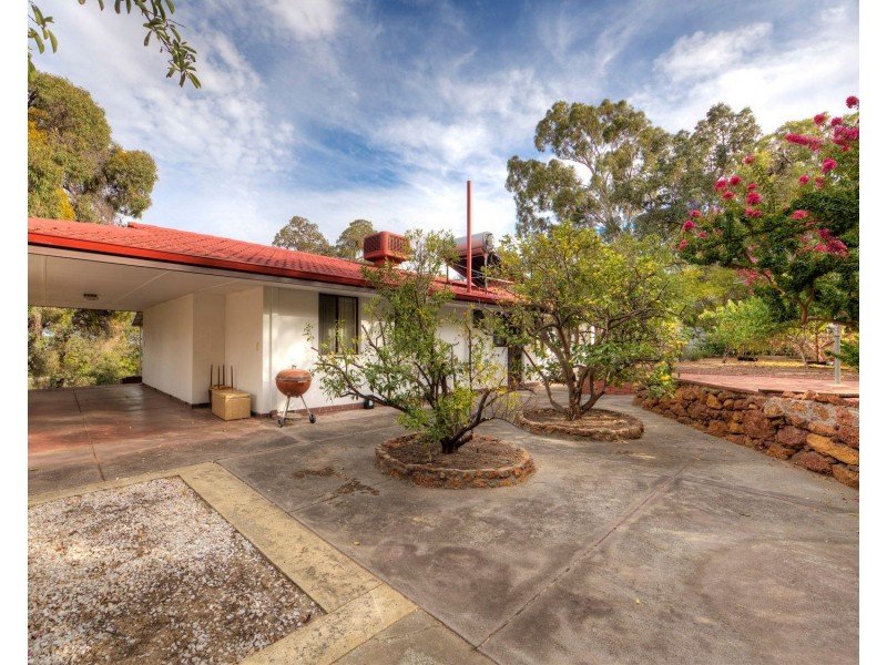 3 Azeeza Court, Darlington WA 6070