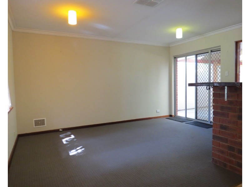 14 Worralda Street, Maida Vale WA 6057