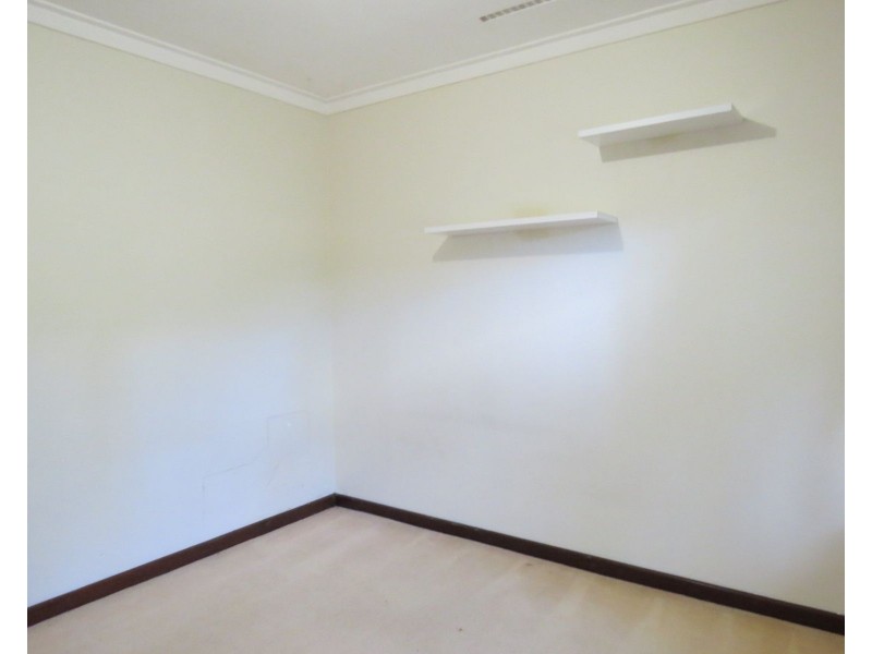 14 Worralda Street, Maida Vale WA 6057