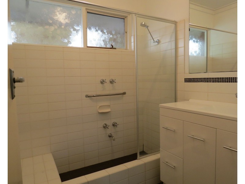 14 Worralda Street, Maida Vale WA 6057